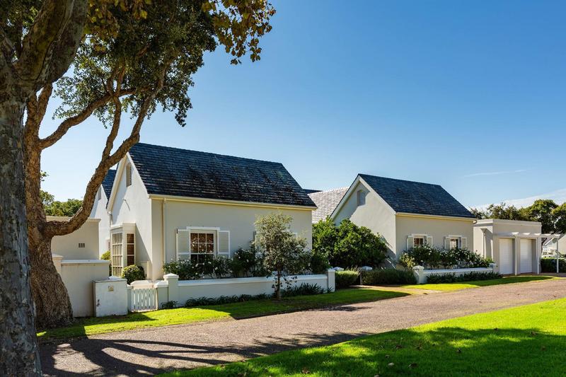 4 Bedroom Property for Sale in Steenberg Estate Western Cape